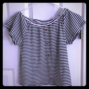 Black and white button down short sleeve tee shirt